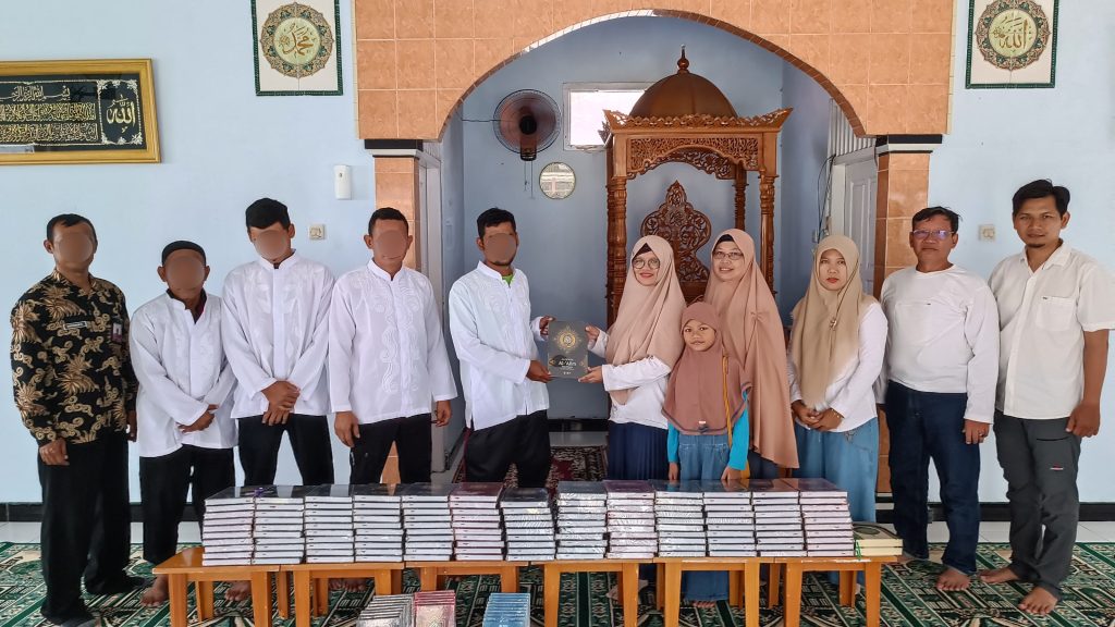 Ketika Mimpi Umroh Pupus, Hati Yeni Zulistiyorini Tetap Melangkah untuk Wakaf 3 Ketika Mimpi Umroh Pupus, Hati Yeni Zulistiyorini Tetap Melangkah untuk Wakaf